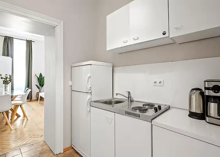 Apartment Danube-side With Metro Access *